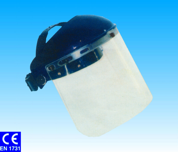 CASCHETTO CON VISIERA