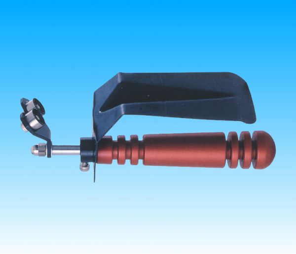 Sbavatore per bordi di lamiere