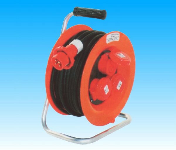 AVVOLGICAVO INDUSTRIALI CON PRESE IP67