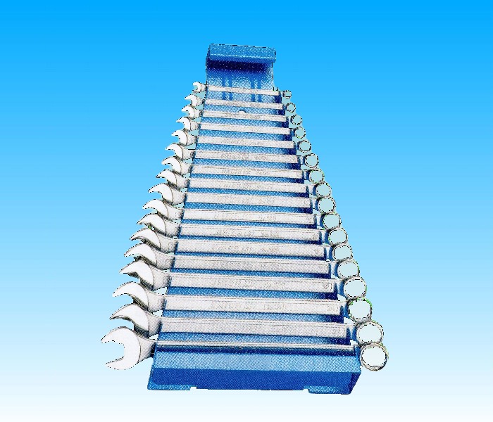 SUPPORTO METALLICO PER CHIAVI COMBINATE 6-22, 17pz