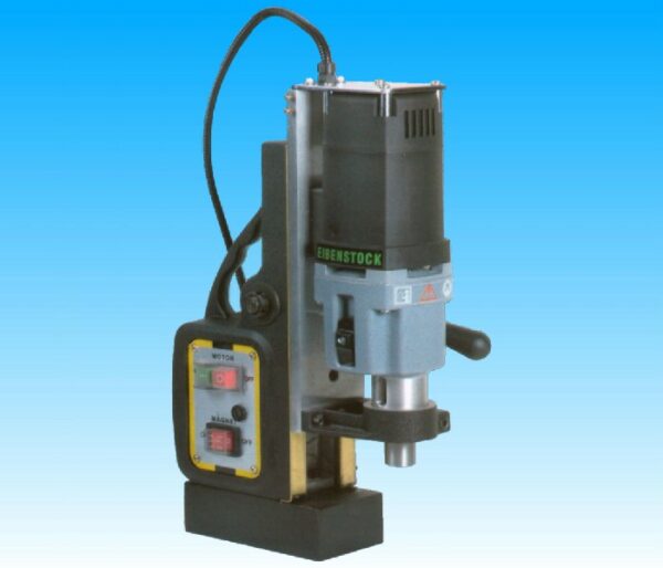 TRAPANO CON SUPPORTO ELETTROMAGNETICO,CONO MORSE 2