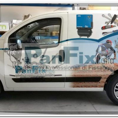 furgone-dimostrativo-panfix-fiancoSX